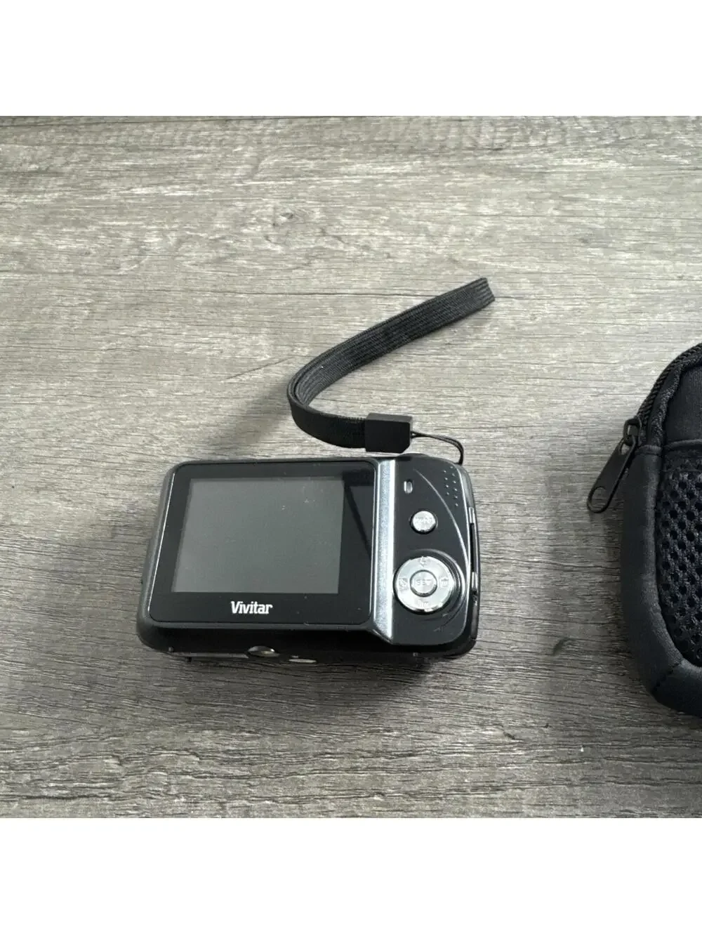 Vivitar ViviCam Digital Camera T324N 12.1 MP 3x Zoom 2.4” LCD Camera WORKING